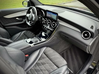 Mercedes-Benz GLC Mercedes GLC-klasse 300e 4MATIC AMG Panoramadak|Camera 360°|Sfeerverlichting|Night pakket|AppleCarplay - afbeelding nr 22
