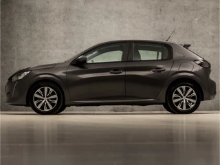 Peugeot 208 Peugeot 208 1.2 PureTech Sport (APPLE CARPLAY, GROOT NAVI, PARKEERSENSOREN, SPORTSTOELEN, LANE ASSIST, CRUISE, NIEUWE APK, NIEUWSTAAT) - afbeelding nr 2