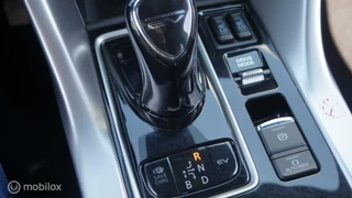 Mitsubishi Eclipse Cross Mitsubishi Eclipse Cross 2.4 PHEV Navigatie | DAB+ | Adapt Cruise Control | PDC V+A - afbeelding nr 16