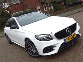 Mercedes-Benz E-Klasse Mercedes-Benz E-Klasse 220 d Prestige Plus / AMG pakket / 2016 / LED - afbeelding nr 2