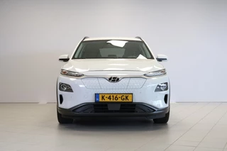 Hyundai Kona Hyundai Kona EV Premium 64 kWh - Krell Audio - SOH 97% Head-up Display - afbeelding nr 11