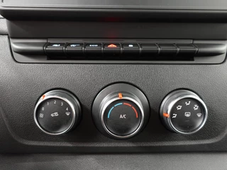 Renault Master Renault Master T35 2.3 dCi 145PK Energy Bakwagen Meubelbak Laadklep Zijdeur Airco Cruise control Navigatie - afbeelding nr 24