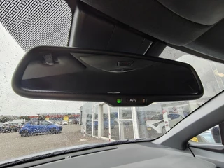 Toyota C-HR Toyota C-HR 2.0 Hybrid Style Bi-Tone | Navi | Trekhaak | Sensoren v/a - afbeelding nr 28
