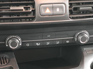 Citroën Berlingo Citroen Berlingo 1.5 BlueHDi 130PK L2 3-zits Automaat Airco Bluetooth PDC achter Trekhaak - afbeelding nr 28