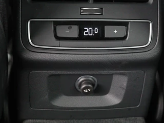Audi A4 Audi A4 35 TFSI Launch Edition Business | 1e eigenaar |  Dealer onderhouden | Trekhaak | Virtual Cockpit | Carplay | Navigatie | Full LED | Parkeerhulp | Climate control | Sportstoelen | Cruise control - afbeelding nr 30