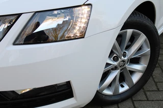 Škoda Octavia Pano|Clima|Navi|LM-Velgen|Cruise|Audio|CV - afbeelding nr 7