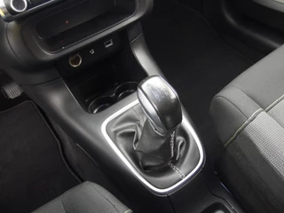 Citroën C3 110PK / NWE D-RIEM / NAVI / CLIMA / CAMERA / CARPLAY / DAB+ / PDC / CRUISE / NL-AUTO - afbeelding nr 28