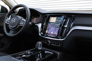 Volvo S60 Volvo S60 2.0 Recharge T8 AWD Ultimate Dark | Schuif/Kantel dak | Head-up | H/K | BLIS | Leder | Pilot Assist - afbeelding nr 6