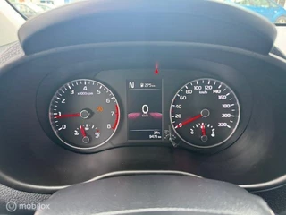 Kia Picanto Kia Picanto 1.0 67pk Automaat  Stoel en Stuur verwarming ,  Navigatie / Apple carplay  / Android auto , Achteruit camera , Bluetooth , Priveglas , Chrome handgrepen , Sport Velgen ,  9.500km !! - afbeelding nr 24