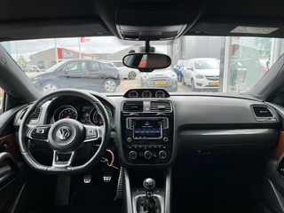 Volkswagen Scirocco Volkswagen Scirocco 1.4 TSI Allstar | R-Line | Stoelverwarming | Climate Control | PDC | Achteruitrijcamera | Navi | Cruise Control | Half Leder | - afbeelding nr 11