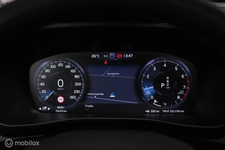 Volvo XC40 Volvo XC40 1.5 T2 Momentum | Schuifdak | Trekhaak | Camera | LED | stoel & stuurwielwarming | - afbeelding nr 10