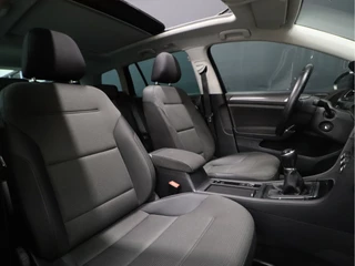 Volkswagen Golf [APPLE CARPLAY, ADAPTIVE CRUISE, SCHUIFKANTELDAK, PDC V+A, TREKHAAK, CLIMATE CONTROL, NAVIGATIE, NIEUWSTAAT] - afbeelding nr 8