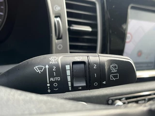 Kia Niro Kia Niro 1.6 GDi PHEV Executive | NAVI | PANO | CAMERA - afbeelding nr 17