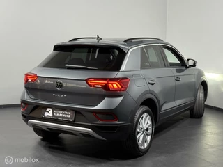 Volkswagen T-Roc Volkswagen T-Roc 1.5 TSI Style | CARPLAY | CRUISE | PDC - afbeelding nr 13