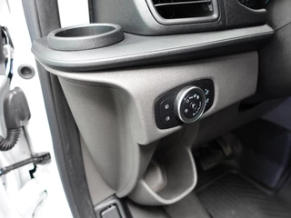 Ford Transit Custom Ford Transit Custom 131pk Automaat L2H1 Trend airco Cruise control Trekhaak Parkeersensoren - afbeelding nr 13