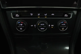 Volkswagen Golf Volkswagen Golf 1.0 TSI Comfortline (PARKEERSENSOREN, CRUISE CONTROL, NAVIGATIE, CARPLAY, NL-AUTO) - afbeelding nr 23