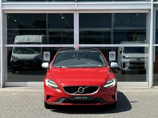 Volvo V40 Volvo V40 T3 153PK AUT6 Polar+ Sport| Panodak| Camera| H&K sound| Trekhaak - afbeelding nr 2