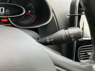 Renault Clio Renault Clio Estate 1.2 TCe Intens 120 pk AUT. | navigatie | bluetooth | camera | climate control | parkeersensoren - afbeelding nr 28