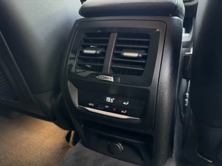 BMW X3 BMW X3 xDrive20i High Executive | Leer | Sportstoelen | DAB | Cruise control | LED verlichting | Stoelverwarming | Elektrisch bedienbare achterklep | 20 inch lichtmetalen velgen | Parkeersensoren voor en achter - afbeelding nr 45