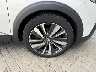 Peugeot 3008 Peugeot 3008 1.6 PureTech GT Line|Pano|Massage|Trekhaak|Leer - afbeelding nr 24