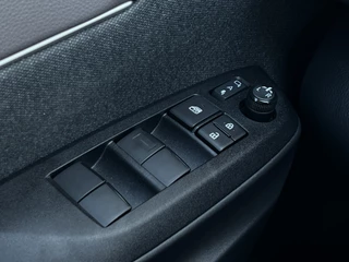 Toyota Yaris Cross | Pano | Camera | LED | Navi | Carplay | Dodehoek - afbeelding nr 8
