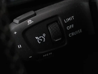 Peugeot 508 Peugeot 508 1.6 HYbrid Allure Pack Business | Adaptive cruise | Camera | Carplay | Full LED | Navigatie | Keyless | Half leder | Parkeerhulp | PHEV - afbeelding nr 15
