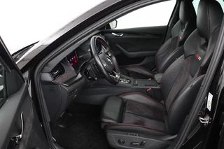 Škoda Octavia Skoda Octavia 1.4 TSI RS iV PHEV | Head-Up |  Stoel & stuurverwarming | Adaptive cruise | Standkachel | Matrix LED | Massage | Alcantara | Camera | Carplay | Memory | Canton Sound | Virtual Cockpit | Side Assist - afbeelding nr 4