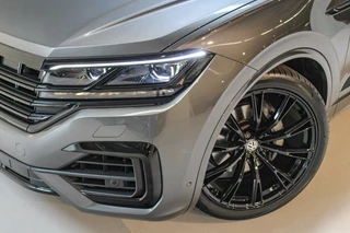 Volkswagen Touareg Volkswagen Touareg 3.0 TDI R-Line LUCHT | HUD | PANO | - afbeelding nr 28