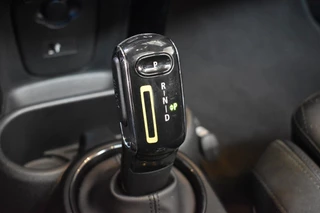 MINI Electric MINI Electric Mini Resolute edition 33 kWh Pano automaat resolute edition 135kw 1e eigenaar n.a.p. Pano / Leder / Harman Kardon / Head Up / Camera / Keyless - afbeelding nr 14