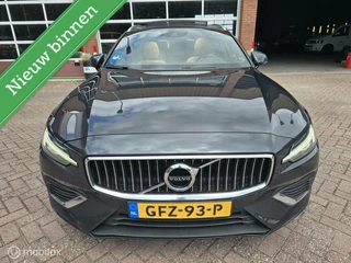 Volvo V60 Volvo V60 2.0 T8 Twin Engine AWD Inscription  Panoramadak | Harman/Kardon | Stoelverwarming | BLIS | Lane-Assist | Leer - afbeelding nr 8