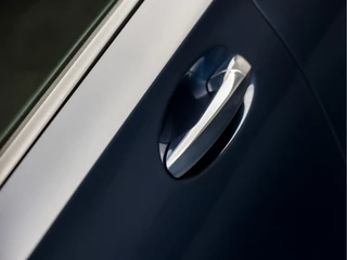 Mercedes-Benz A-Klasse 218Pk Automaat (SCHUIFDAK, APPLE CARPLAY, SFEERVERLICHTING, MEMORY SEATS, CAMERA, BURMESTER, LEDER/ALCANTARA, ADAPTIVE CRUISE, GETINT GLAS, NIEUWSTAT) - afbeelding nr 43
