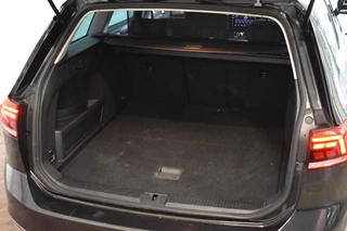 Volkswagen Passat VIRTUAL/NAVI/CAMERA - afbeelding nr 13