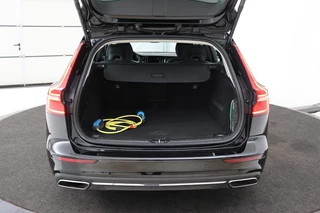 Volvo V60 Volvo V60 2.0 T8 Recharge AWD Inscription | Leder |  Stoelverwarming | Camera | Carplay | Memory | Adaptive cruise | Keyless | Full LED - afbeelding nr 23