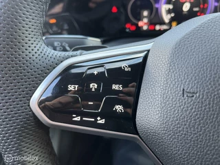 Volkswagen Golf Volkswagen Golf 2.0 TSI GTI ACC*BLIND-SPOT*LED*NAVI*PDC* - afbeelding nr 18