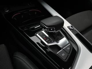 Audi A4 Audi A4 Avant 35 TFSI 150pk S-Tronic S-Line edition Competition Panorama Navigatie Pdc Elek. klep - afbeelding nr 32