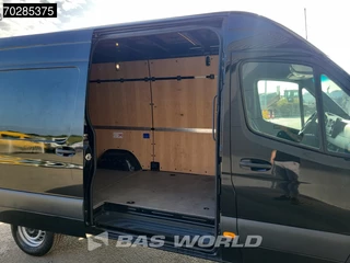 Mercedes-Benz Sprinter Mercedes Sprinter 317 CDI Automaat L2H2 170PK Airco Camera MBUX Euro6 L2 12m3 Airco - afbeelding nr 8