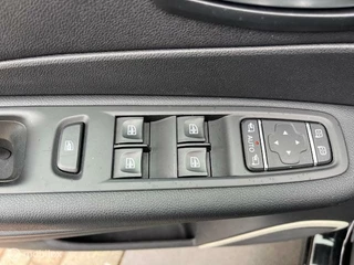 Renault Captur Renault Captur 0.9 TCe ENERGY ZEN - afbeelding nr 17