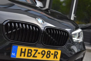 BMW 1 Serie BMW 1-serie M140i xDrive High Executive Pano Camera H/K Leder Elekstoel - afbeelding nr 41