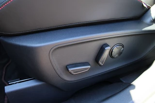 Ford Kuga Ford Kuga 2.5 PHEV ST-Line X | Technology Pack | Winterpack | AGR | Head-up | BLIS | Navigatie - afbeelding nr 19