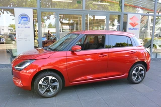 Suzuki Swift Suzuki Swift 1.2 Style AllGrip (4x4) 5-deurs Smart Hybrid Navigatie/Cruise - afbeelding nr 16