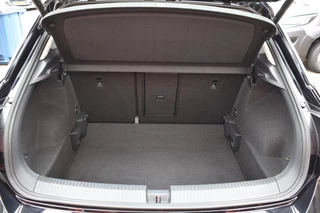 Volkswagen T-Roc Volkswagen T-Roc 1.5 TSI Style Business Trekhaak Navi Carplay stoel/stuur verwarming el-achterklep - afbeelding nr 11