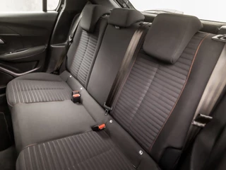 Peugeot 208 (APPLE CARPLAY, GROOT NAVI, LM VELGEN, PARKEERSENSOREN, SPORTSTOELEN, CRUISE, LANE ASSIST, ELEK PAKKET, NIEUWSTAAT) - afbeelding nr 14