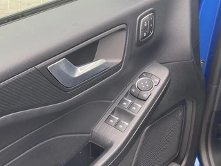 Ford Kuga Ford Kuga 2.5 PHEV ST-Line X 243pk | Driver Assistance pack | Panoramadak | 20 inch Licht metaal | Winterpack | Technology Pack | 2.100kg Trekgewicht | Verlengde Fabrieksgarantie tot 09-2028 - afbeelding nr 25