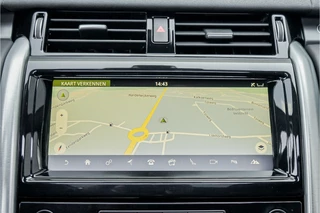 Land Rover Discovery Pano Luchtvering 22