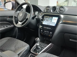 Suzuki Vitara Suzuki Vitara 1.4 BOOSTERJET STYLE SMART HYBRID | DEMO DEAL! | Garantie tot 2031! - afbeelding nr 9