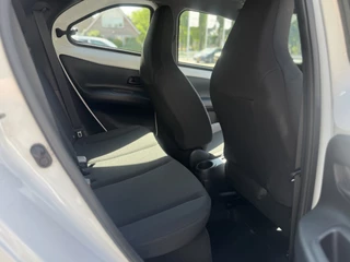 Toyota Aygo Toyota Aygo X 1.0 VVT-i MT Play Keyless, stoelverwarming, Cruise, Camera , All-in Rijklaarprijs - afbeelding nr 12
