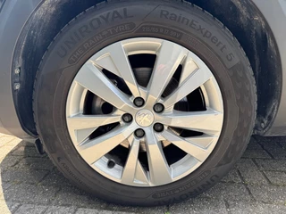 Peugeot 3008 Peugeot 3008 1.2 Autom. Executive 130pk + Lmv + Navi + Pdc - 56.140 km Uniek! - afbeelding nr 17