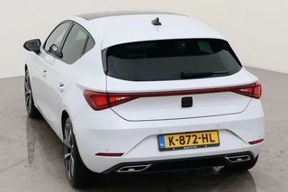 SEAT Leon Seat Leon 1.5 eTSI FR Automaat | Panoramadak | Stoelverwarming | Achteruitrijcamera | LED verlichting | Stuurverwarming | Parkeersensoren voor en achter - afbeelding nr 5