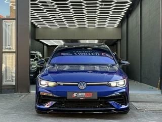 Volkswagen Golf Volkswagen Golf 8 2.0 TSI R 4Motion | PANO | AKRA | STAGE 2 - afbeelding nr 2