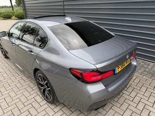 BMW 5 Serie BMW 5-serie 530e Bns Ed. Plus M-Sport Laser Pano 360 Camera Schuifdak - afbeelding nr 29